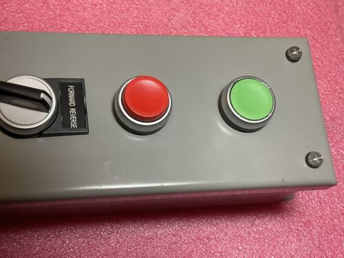Saginaw Control SCE-4PBI Enclosure 10.25 x 3.25 x 2.75" - Image 5