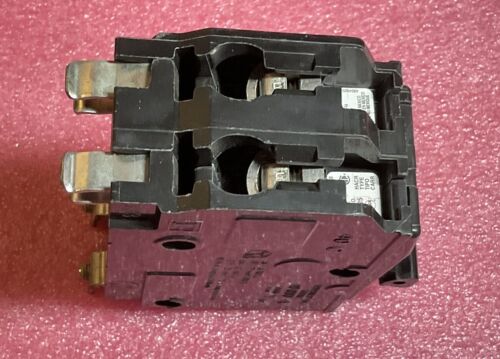 Square D QOB240 Circuit Breaker 2-pole 40A - Image 6