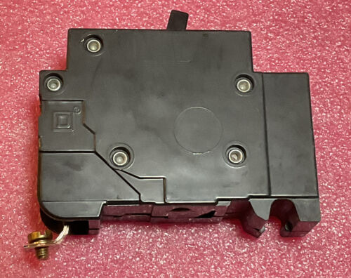 Square D EHB14030 Circuit Breaker - Image 2
