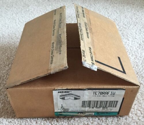 Panduit TE70RAFIW-TE70 Right Angle Fitting - Image 3