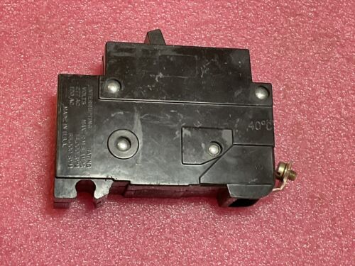 Square D EHB14020 Circuit Breaker