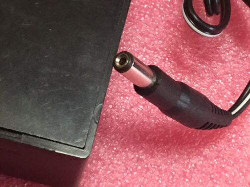 Neotronics Universal Charger/Power Unit - Image 4