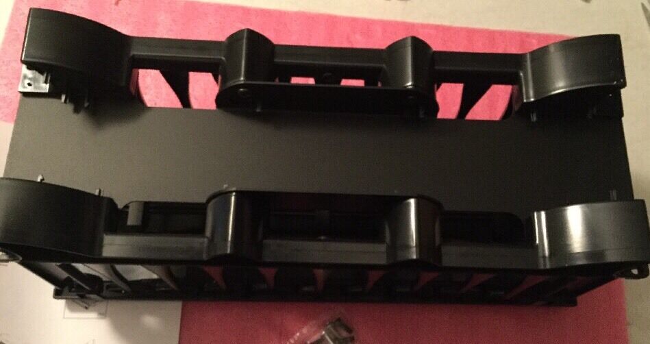 Hoffman DCHS4 HORZ CBL MGR 19" 4RU BLK