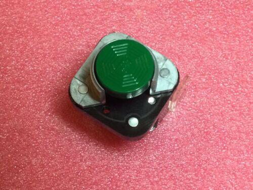 Allen Bradley 800T-NX1546 Push Button, Cut-Away - Image 3