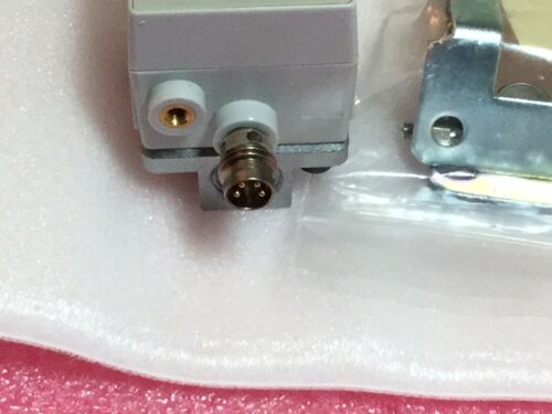 Parker MPS-V3N-NC Vacuum Switch W/Readout - Image 3