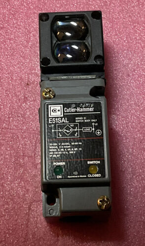 Cutler Hammer E51ALP1 Photoelectric Sensor