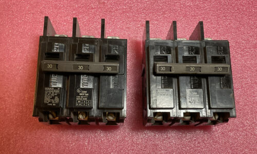 Lot Of 2 ITE BQ3-B030 Circuit Breaker 30A