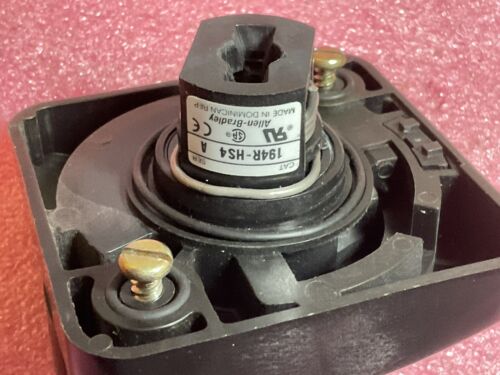 Allen Bradley 194R-HS4 Operating Handle - Image 4