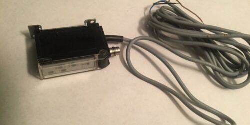 Balliff BMO-A01-J-PU-C-02 Photoelectric Sensor - Image 4