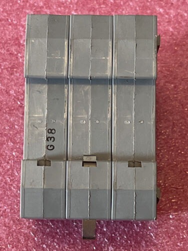Bussmann CHCC3 Fuse Holder - Image 3