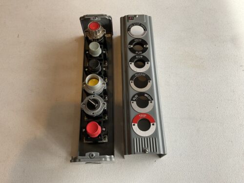 Cutler Hammer 10250H4203A Pushbutton Station - Image 5