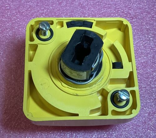 Allen Bradley Operating Handle 194R-HS4E - Image 3