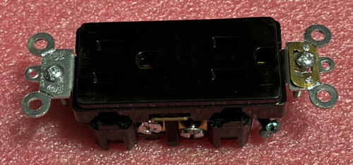 Leviton 16262-E Receptacle 15A-125A