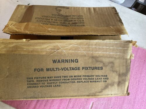 Hubbell BL-A350W8-WH Superbay Ballast - Image 13
