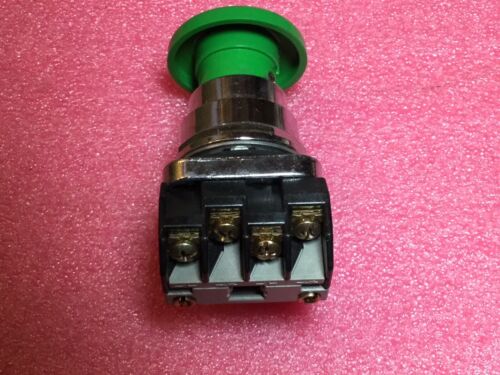 Furnas 52PA2W3 Push Button, Green - Image 2