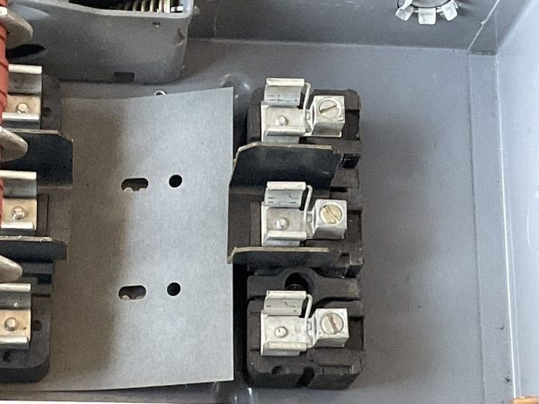 Square D PQ-3603 Busway Switch - Image 9