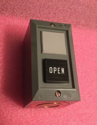 Square D 9001 BG107 Push Button Station