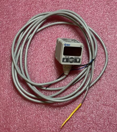 SMC ZSE40-T1-62L Vacuum Pressure Switch