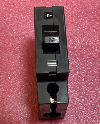 Square D EHB14030 Circuit Breaker