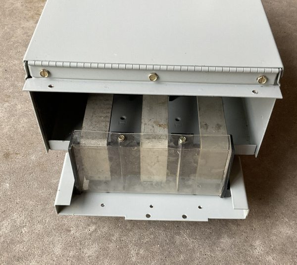 GE Spectra ADS32200HM 200A 240V 3PH Fusible Main Switch Unit - Image 2