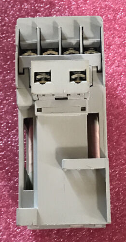 Allen Bradley 100-C12D*10 Ser A Contactor 24vdc - Image 5
