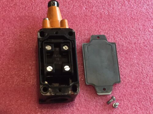Siemens 3SE2-120-1D Roller Switch