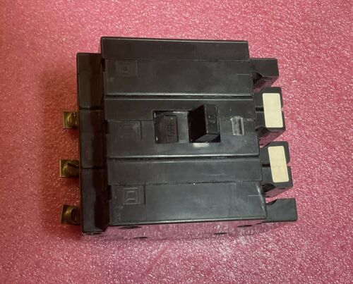 Square D EHB34040 Circuit Breaker - Image 15
