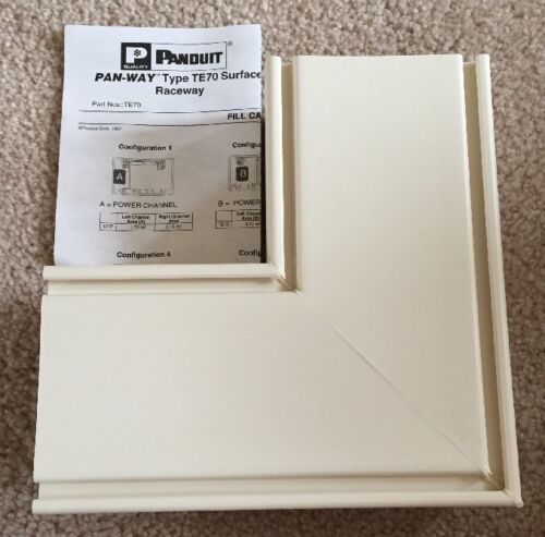 Panduit TE70RAFIW-TE70 Right Angle Fitting