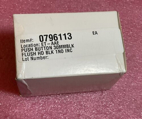 Allen Bradley 30MM Momentary Push Button 800H-AR2A - Image 4