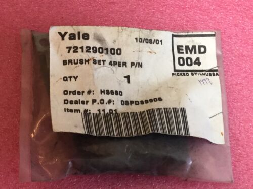 Yale 721290100 Brush Set (4)