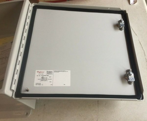 Hoffman A1212CHFL/SPL Panel Enclosure - Image 8