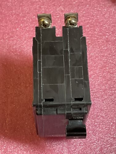 Square D QOB240 Circuit Breaker 2-pole 40A - Image 2