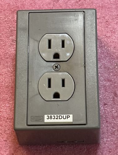 Hubbell DRUB15 Duplex Receptacle Outlet Enclosure