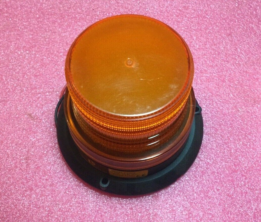 Lawson Amber Strobe Light 61528  1.5 Joules 12-80 VDC