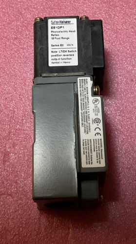 Cutler Hammer E51ALP1 Photoelectric Sensor - Image 2