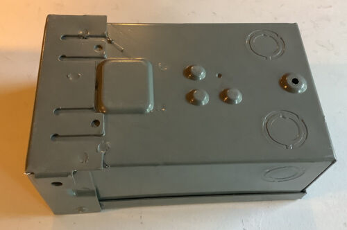 Federal Pacific Electric RH102-4 Raintight 50A Enclosure - Image 6