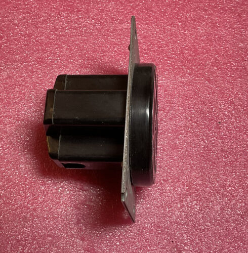 Leviton 50A 125/250V Receptacle - Image 2