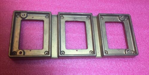 Wiremold 3-Gang Brass Plate Floor Box  539001