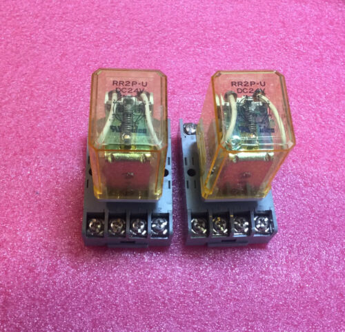 Lot Of 2 Idec RR-U Relays DC24V, With Base