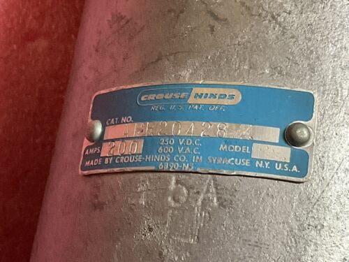 Crouse Hinds APR20428 Receptacle 200Amp - Image 10