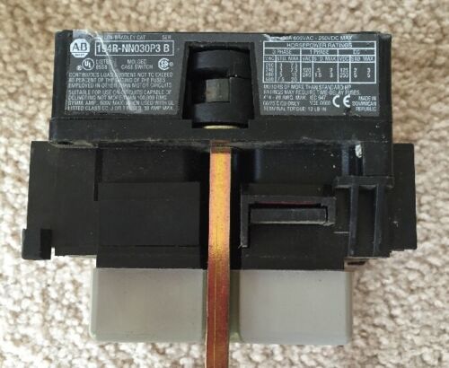 ALLEN-BRADLEY CAT 194R-NN030P3 CASE SWITCH SER B - Image 2