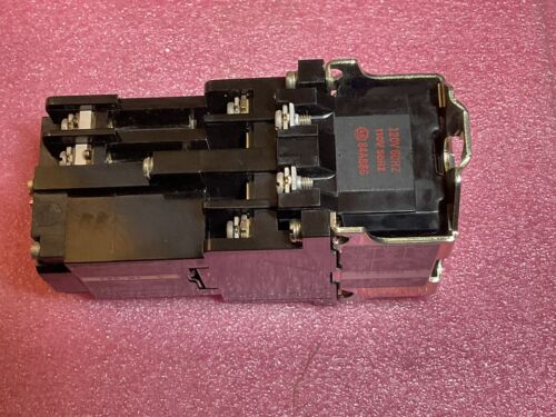 Allen Bradley 700-N200A1 Relay With 700-NT Pheumatic Time Delay Unit - Image 4