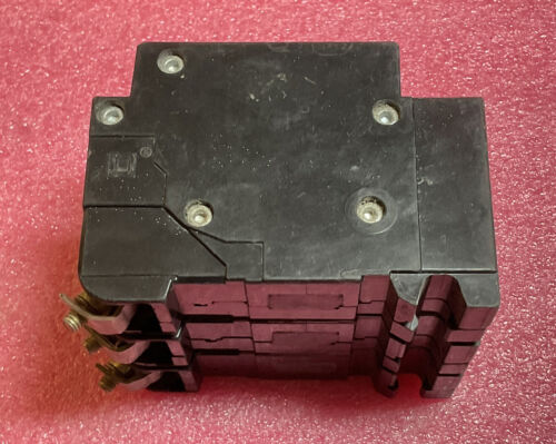 Square D EHB34040 Circuit Breaker - Image 2