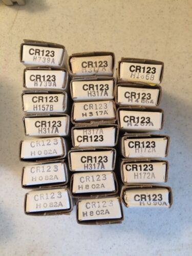 Lot Of 20 Variety Pack GE CR123 Overload Heater. See Photo For Types