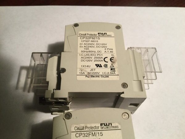 Lot Of 2 Fuji CP32FM/15 Circuit Protector CP32F-M015 - Image 6