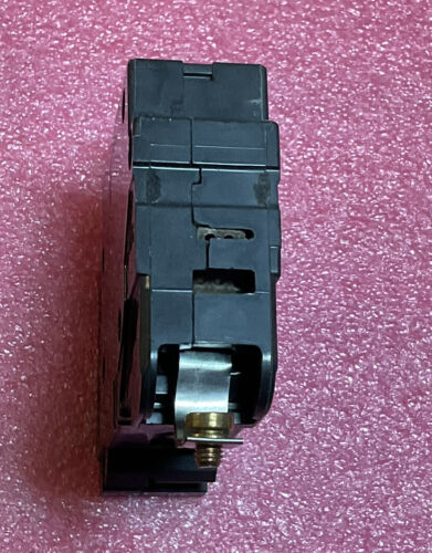 Square D EHB14030 Circuit Breaker - Image 6