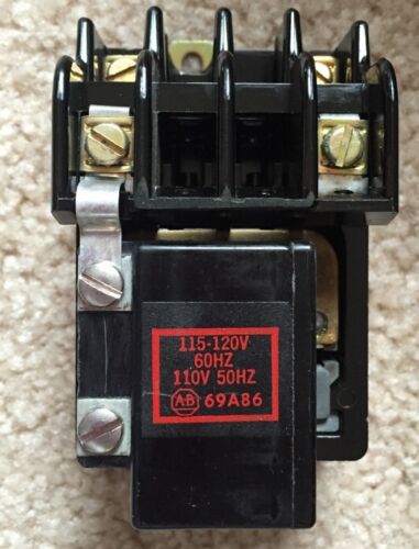 Allen Bradley 702-TOD91 Ser.K Nema size 00 Contactor - Image 2