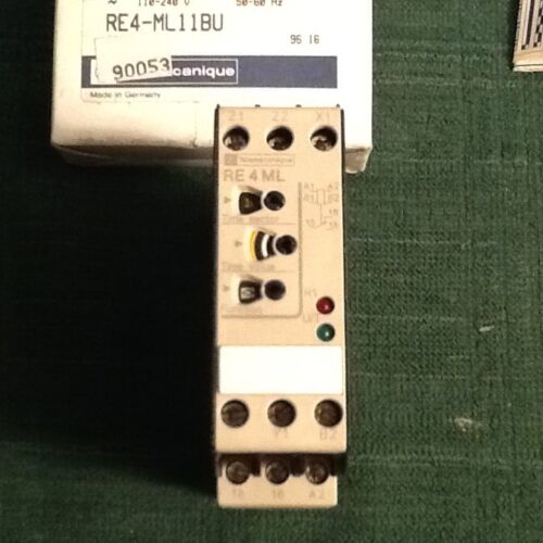 Telemecanique RE4-ML11BU Timer - Image 3