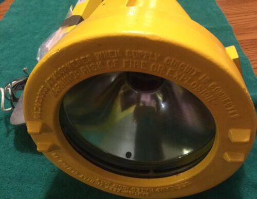 Phoenix Docklite Loading Light DLX-150N For Hazardous Locations - Image 8