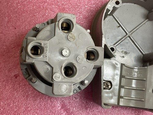 2a5f3f174cd256edc36e58303943972b